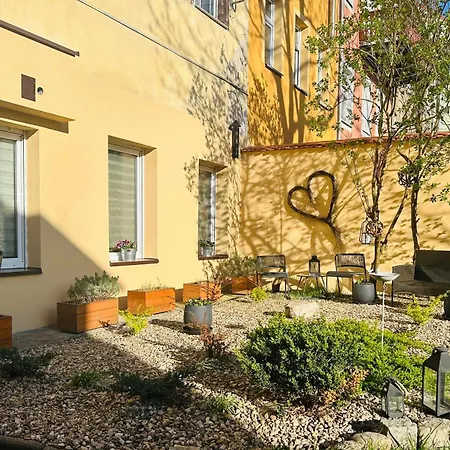 Apartment W Starym Obiektywie *